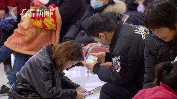 微信游戲“跳一跳”有毒？ 跳一跳長時間玩或引發腱鞘炎