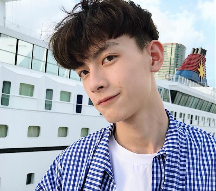 2019男潮短發(fā)發(fā)型