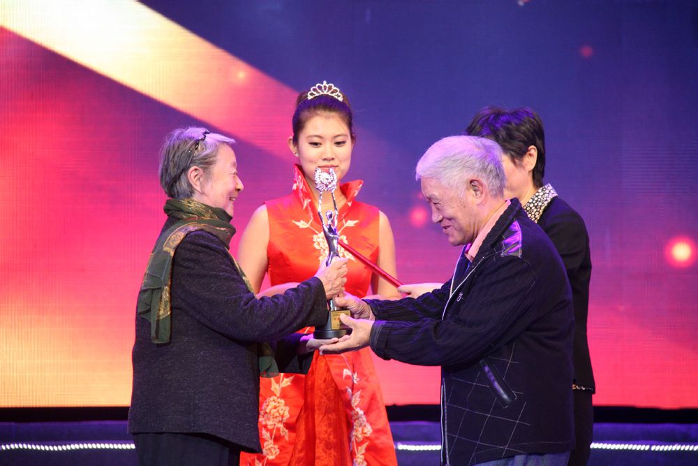 http://www.119127.cn/pics/default/download/032fdd6c59280975bd91a4d0850409c7.jpg