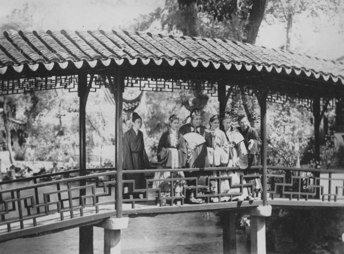 http://www.119127.cn/pics/default/download/062b3eac44430f354896f943b1a77654.jpg