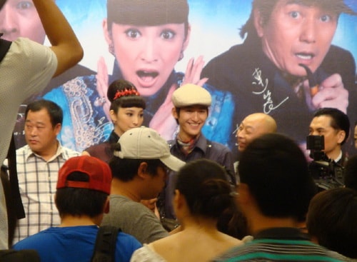 http://www.119127.cn/pics/default/download/0a8bb1d7cfc31f875ccaf2df2d27cc87.jpg