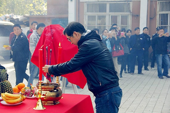http://www.119127.cn/pics/default/download/1229ced2e4b3b17172e851ca7db3942d.jpg