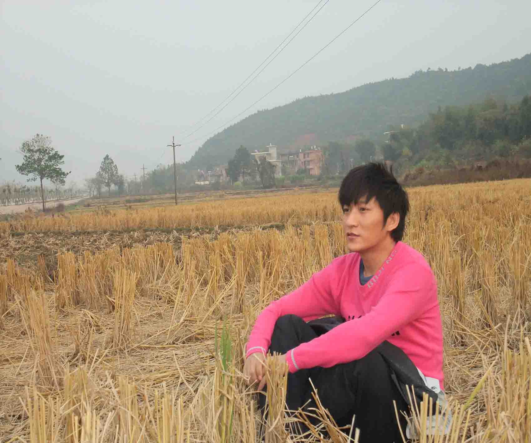 http://www.119127.cn/pics/default/download/1b4a327e107ea239686bfa3defc4f0ad.jpg