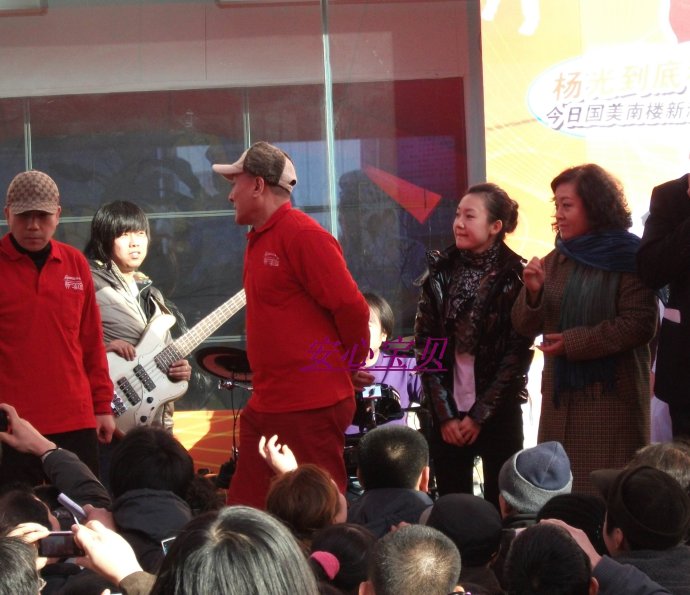 http://www.119127.cn/pics/default/download/1fed2fc85dba87128a1ff4f697b5eafd.jpg
