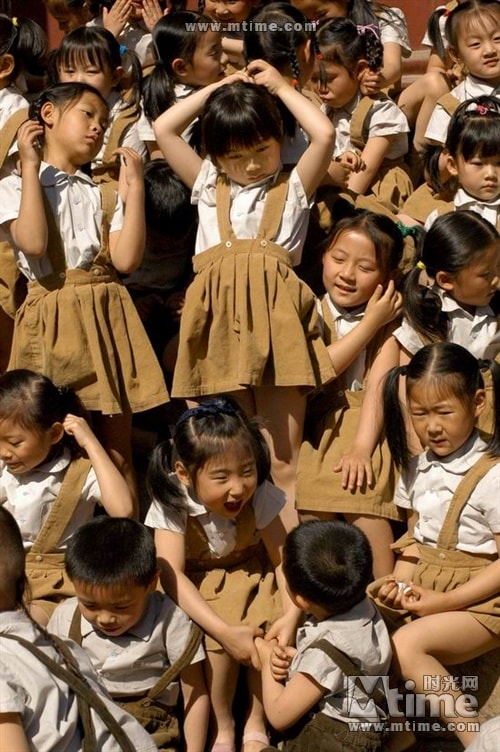 http://www.119127.cn/pics/default/download/3707cd74f9f05154f900024c2f14bdac.jpg