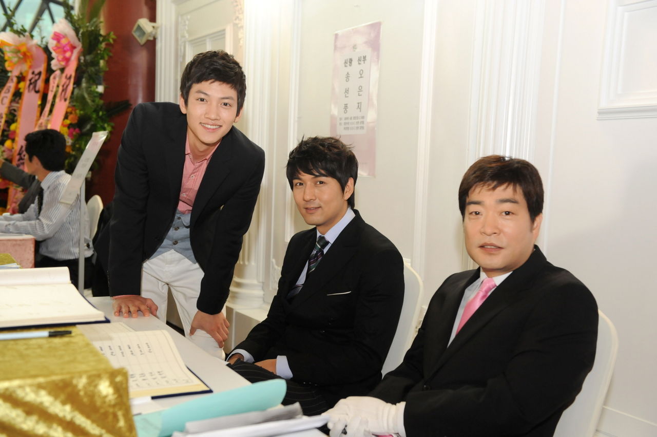 http://www.119127.cn/pics/default/download/37b8e344f134d90262cf37d05389c235.jpg