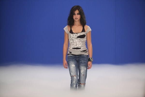 http://www.119127.cn/pics/default/download/3c6fc18556547e0e6e16065fbdcded81.jpg