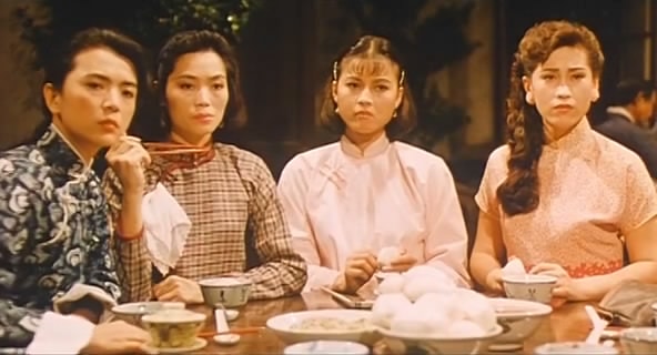電影舞臺(tái)姐妹的劇照