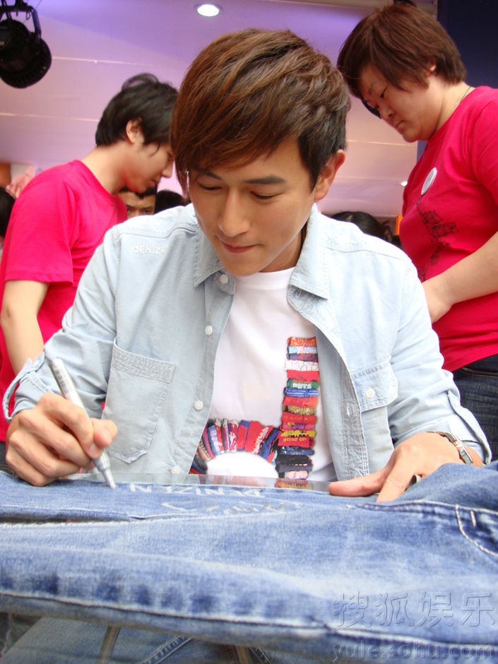 http://www.119127.cn/pics/default/download/4bdd2326753d6a7fe44b46f8c95dab2e.jpg