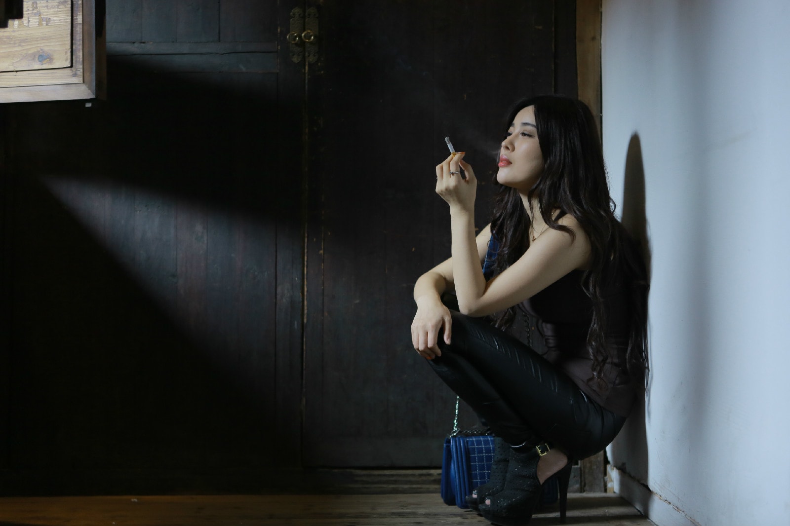 http://www.119127.cn/pics/default/download/4cbeb8d151d96cb94f69ea81247e3937.jpg