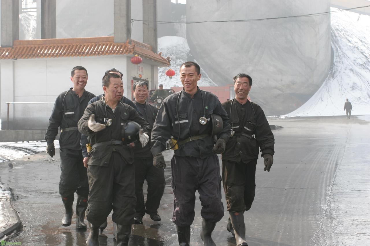 http://www.119127.cn/pics/default/download/5d255bfb6e6e1fe7d893958e4f180d14.jpg