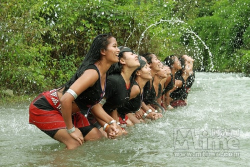 http://www.119127.cn/pics/default/download/6310d4801632d575f3417a600ef25e3f.jpg