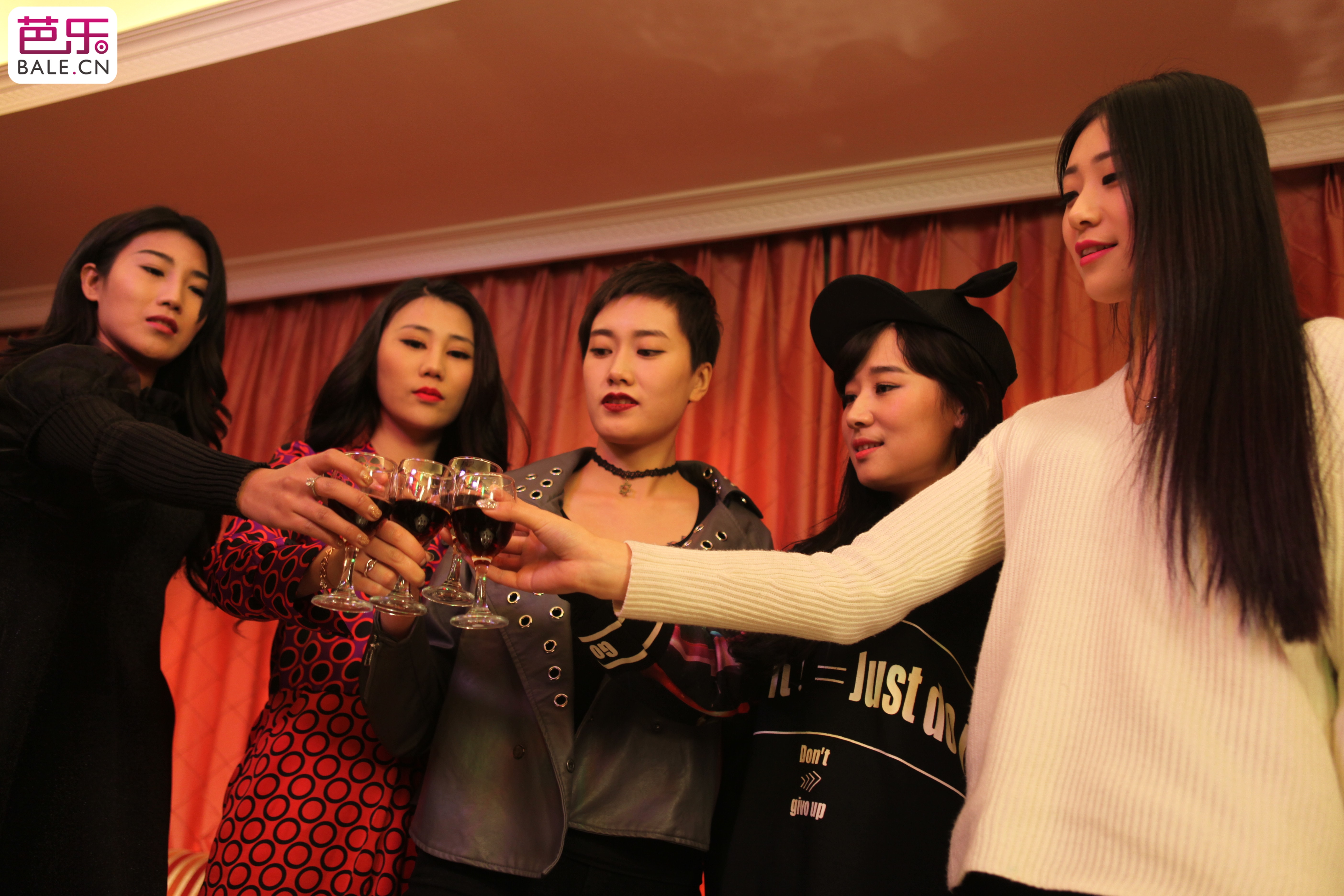http://www.119127.cn/pics/default/download/63f7d6feb23adb68da82694f1ef2af13.jpg