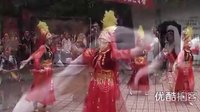 【拍客】社區(qū)周末廣場文藝演出 豐富群眾文化生活