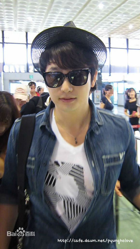 http://www.119127.cn/pics/default/download/74d3ac14042e0472a430fc5c14e4b8d5.jpg