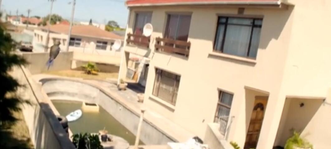 http://www.119127.cn/pics/default/download/82559624005e90320c21cf2a608eba5a.jpg
