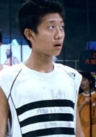 張一山