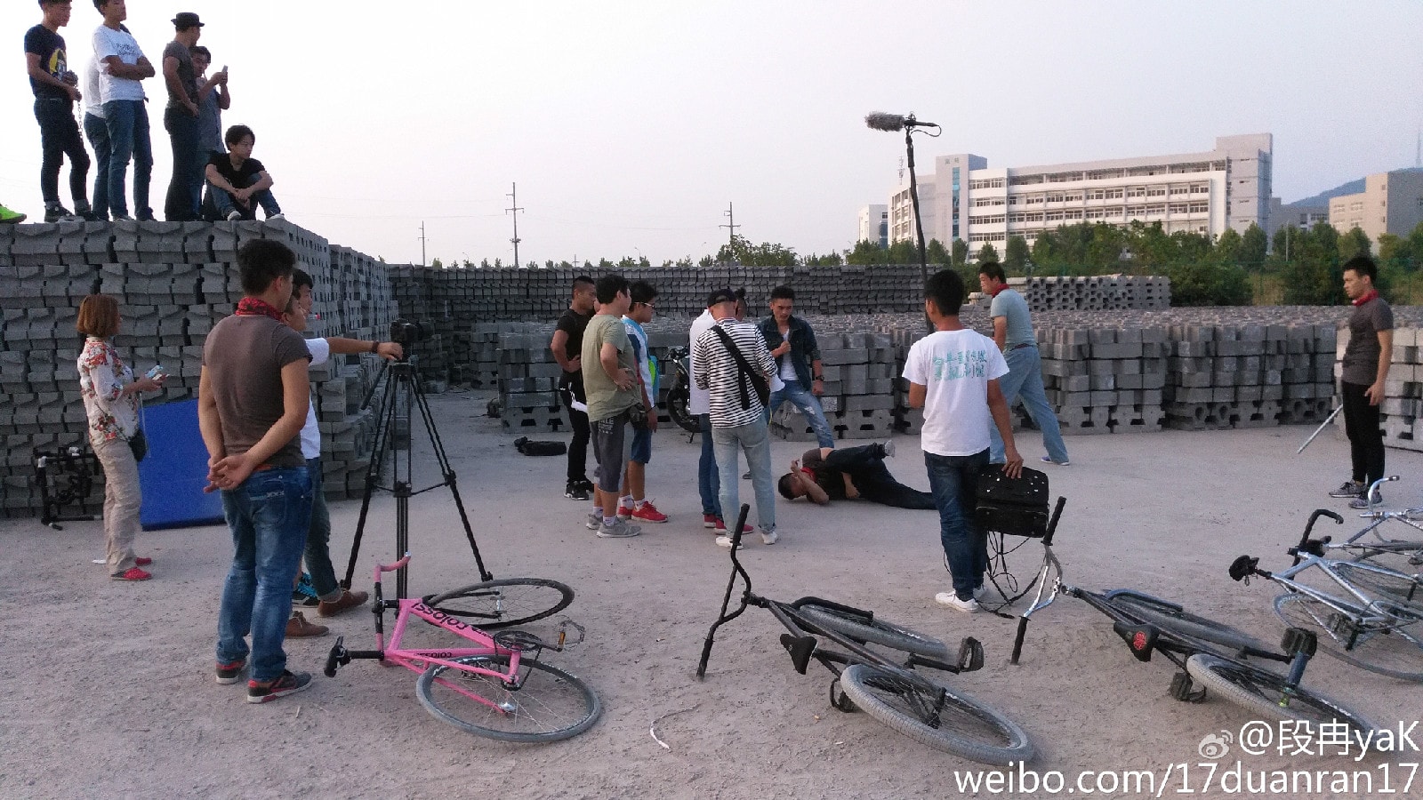 http://www.119127.cn/pics/default/download/82ef26a291f3b2c4d5e80bc8bb796529.jpg