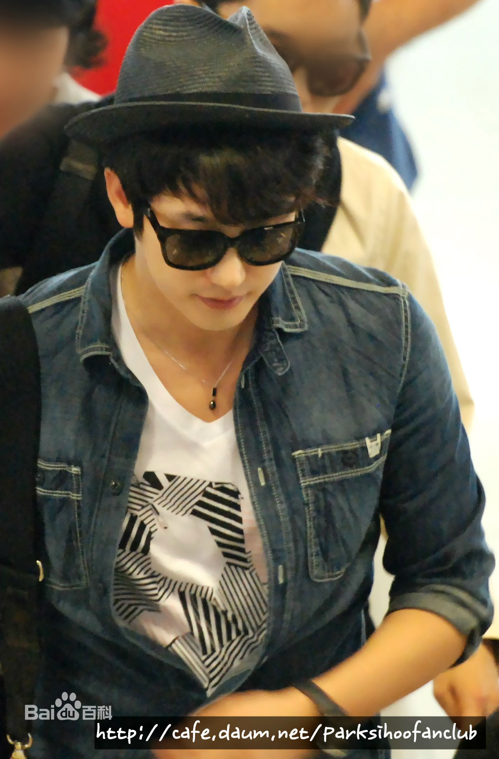 http://www.119127.cn/pics/default/download/8830b0f6241a15a3430f6c6ec88e0c30.jpg