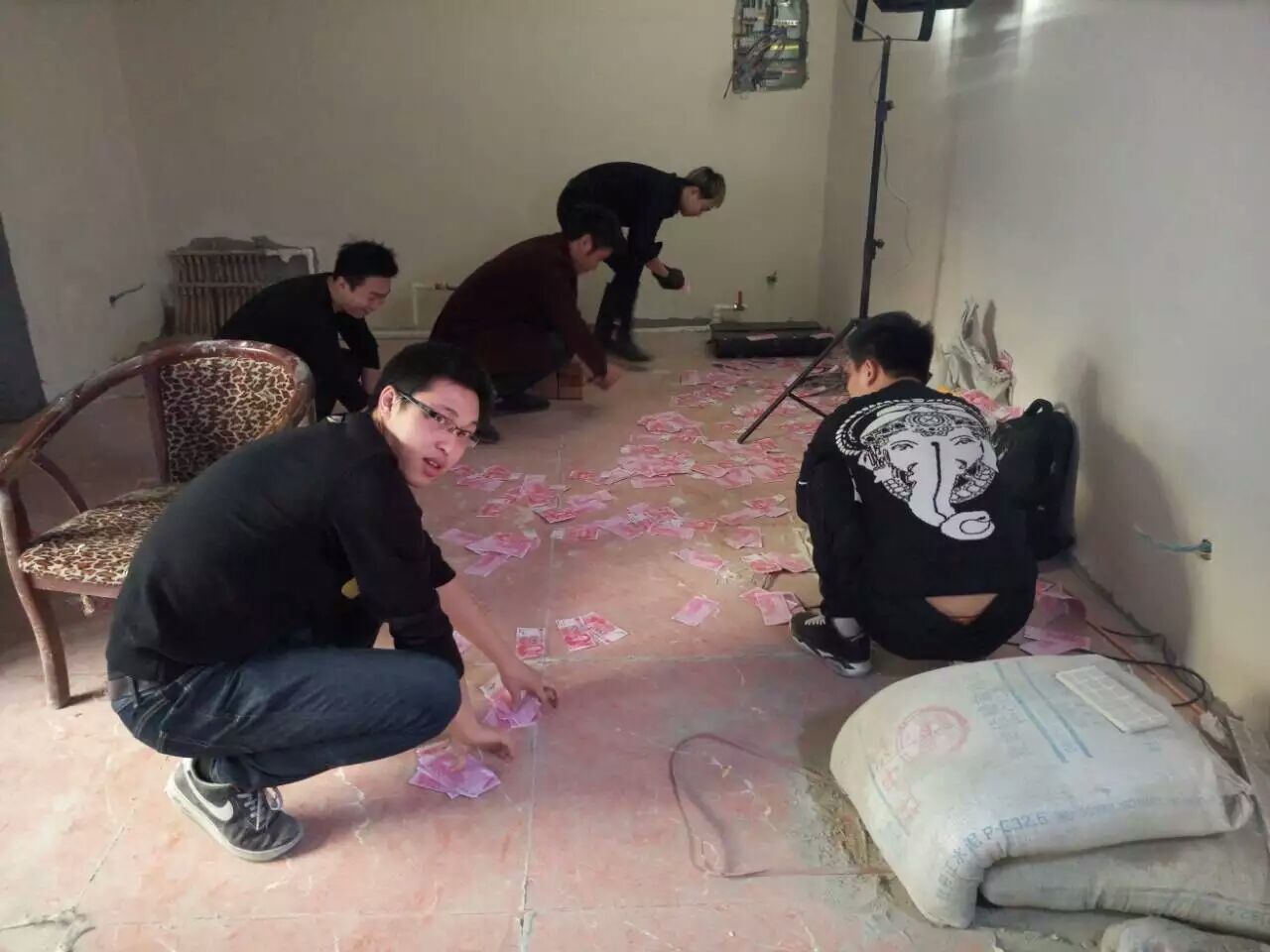 http://www.119127.cn/pics/default/download/88a2bb7d450ff9638529aca6db06201e.jpg