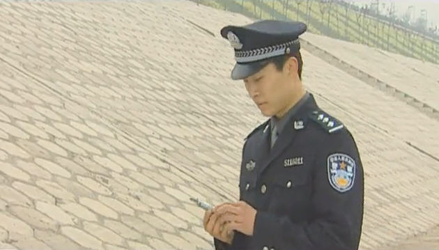 http://www.119127.cn/pics/default/download/8efe/245a44c1b5d4c45e9dda612f0916.jpg