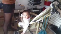 彭澤頭發(fā)亂了