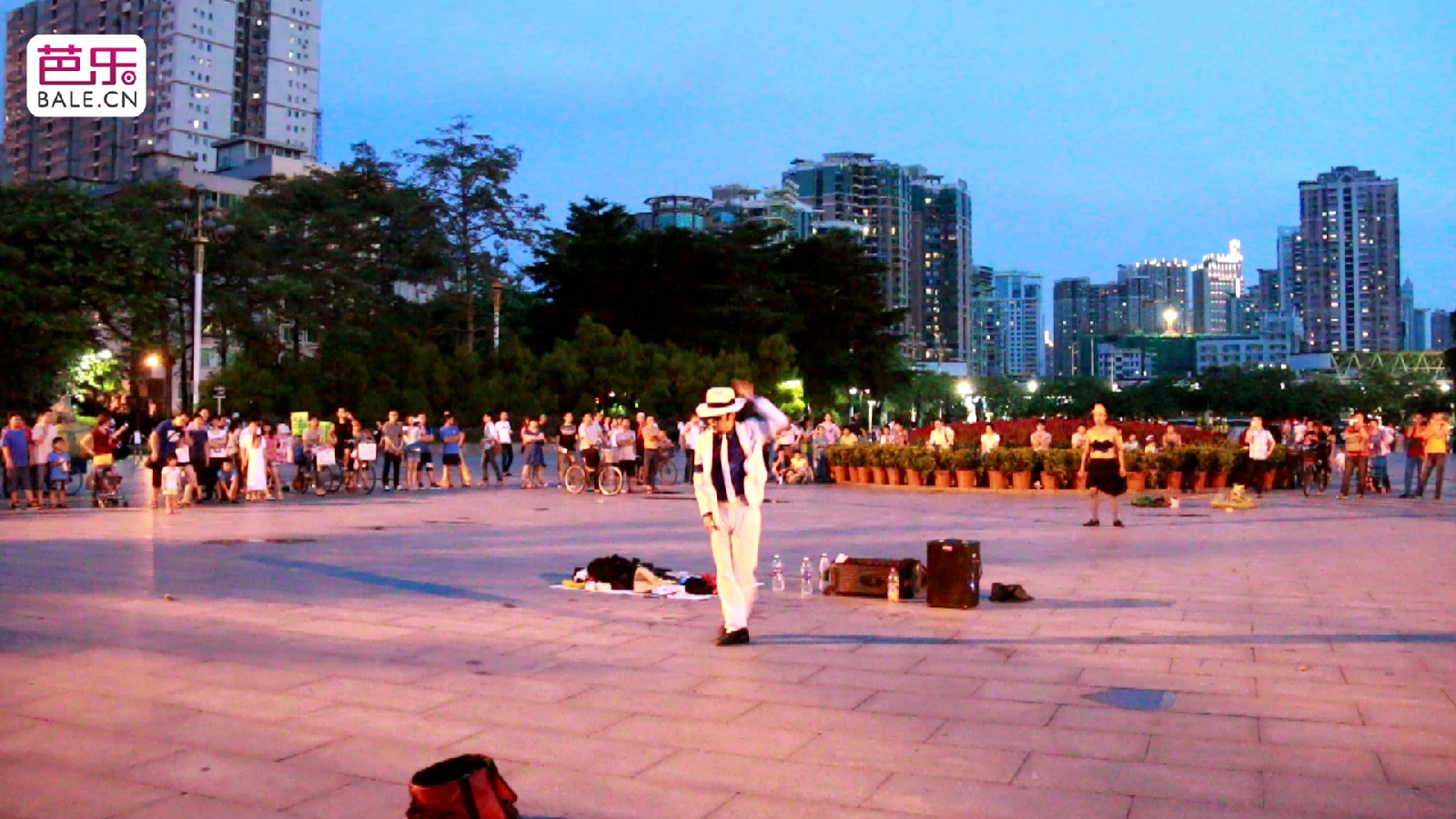 http://www.119127.cn/pics/default/download/988826cbbd20a59720fddba691bb23c0.jpg