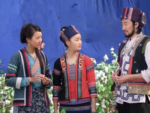 電視劇《天涯織女》相關(guān)圖片