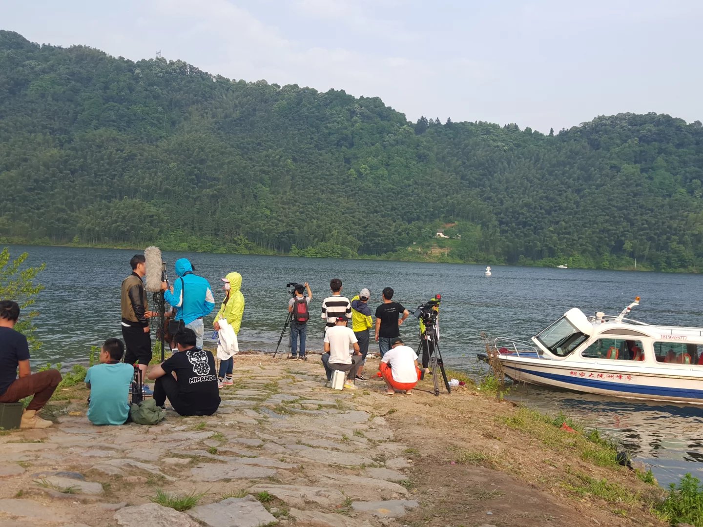 http://www.119127.cn/pics/default/download/c00d1fadf8c34f163f943e9e32003906.jpg