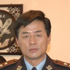 曲國強(qiáng)?