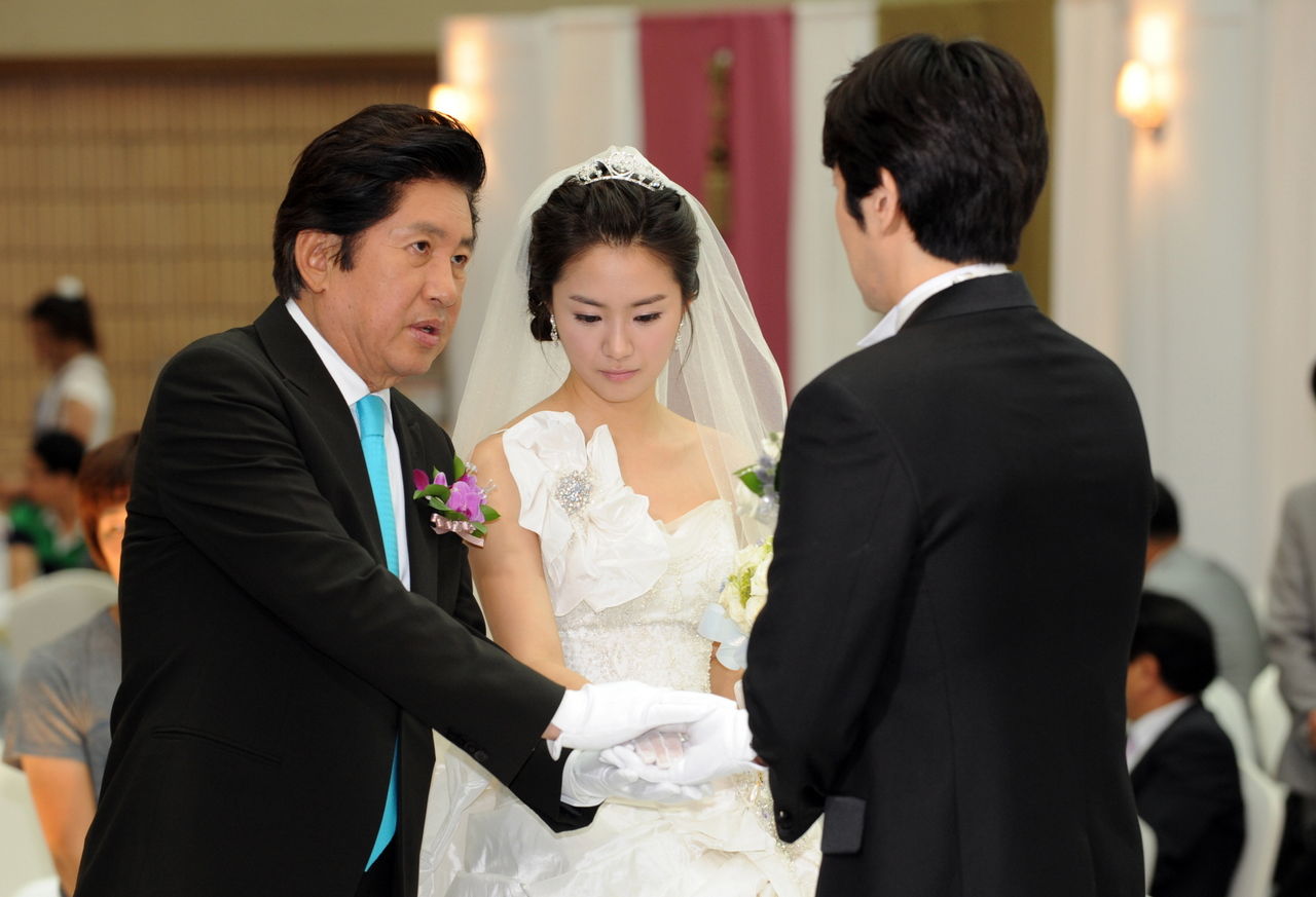 http://www.119127.cn/pics/default/download/c24a847a1dea819bce4593d085072bb5.jpg
