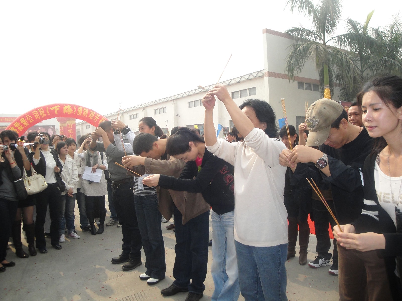 http://www.119127.cn/pics/default/download/c3e5aee8c9d7370e3181eddc17182fc2.jpg