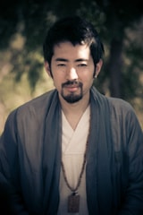 三強