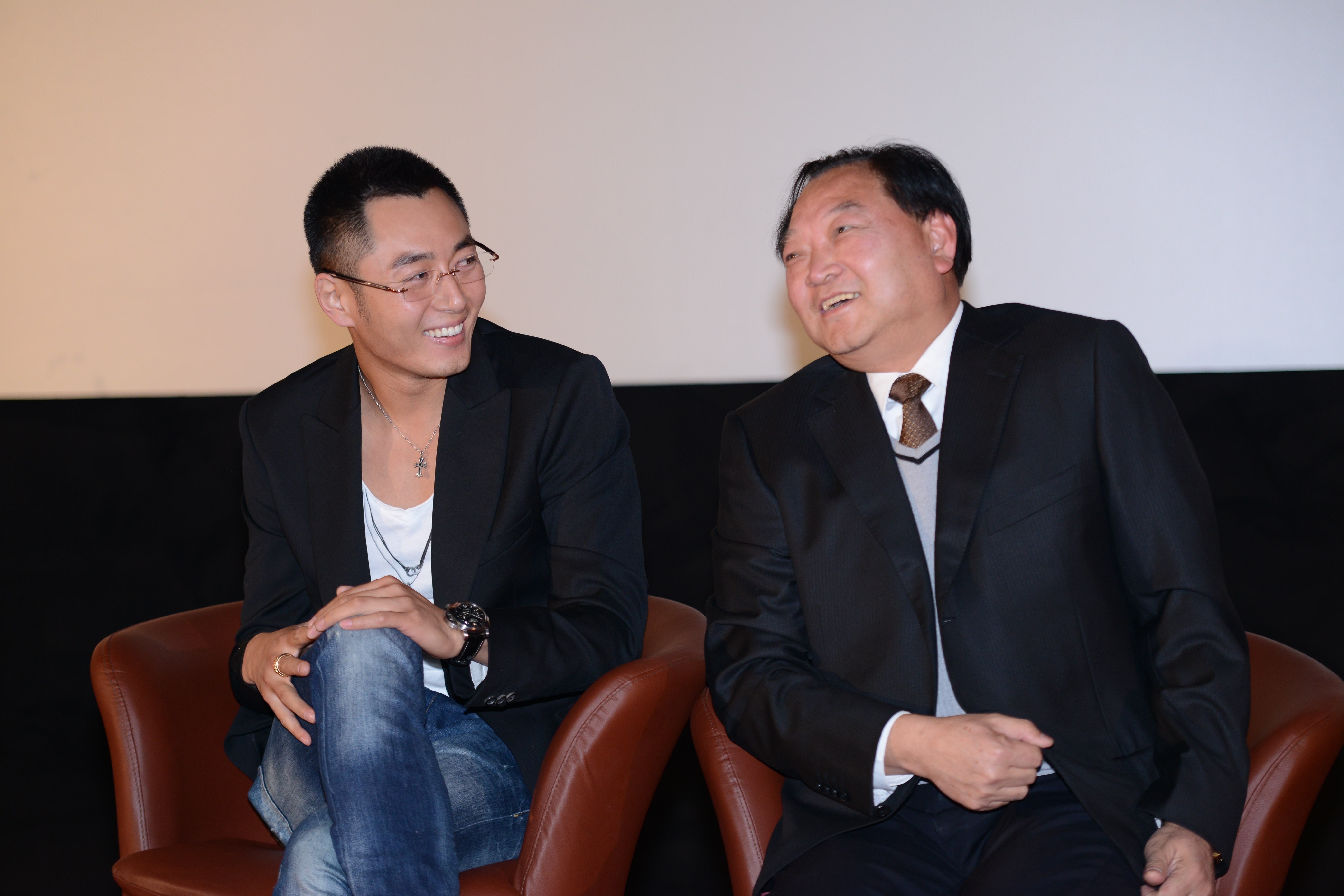 http://www.119127.cn/pics/default/download/d23b9d7bce0ac29365a0afa4609a2ff5.jpg