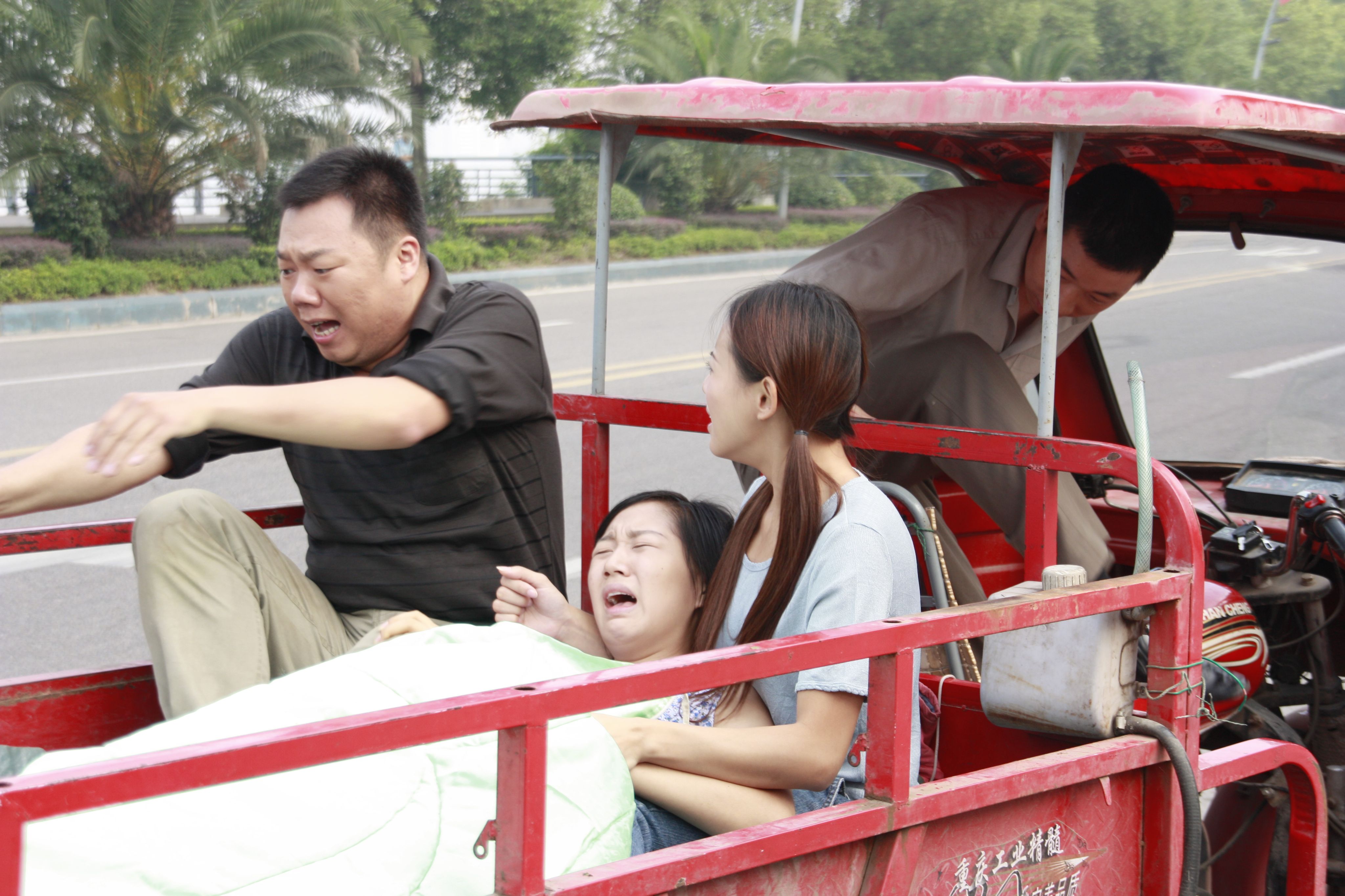 http://www.119127.cn/pics/default/download/e83a9e1bc8859bd71809ba90df1a8127.jpg