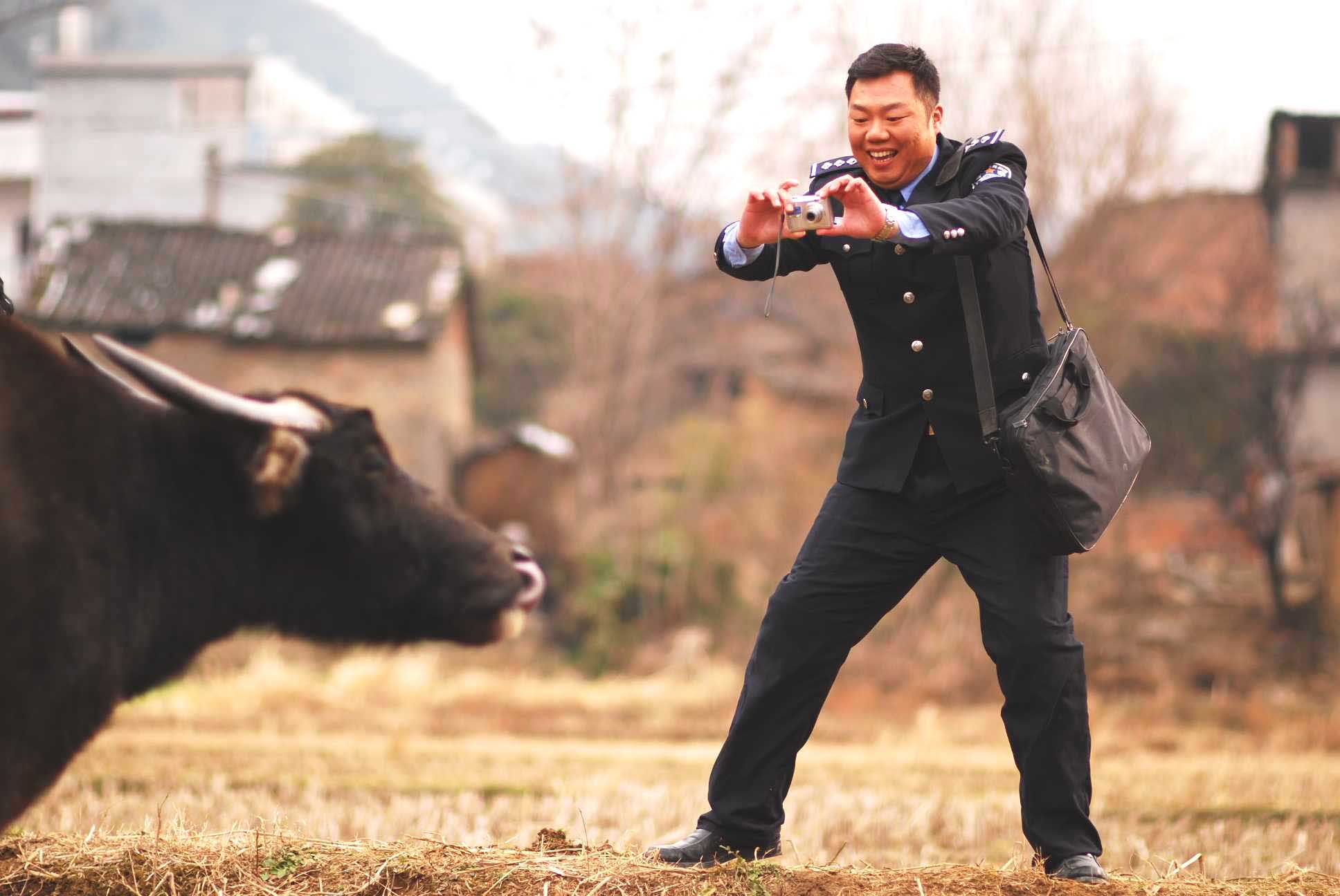 http://www.119127.cn/pics/default/download/e8f05d1b108d8ceed3b85ea40aba8c8e.jpg