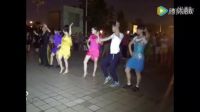 兩男四女跳《歌在飛》廣場舞，你最喜歡哪一組？