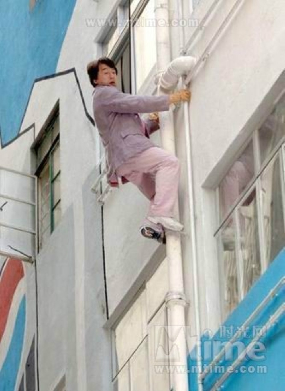 http://www.119127.cn/pics/default/download/edc4fe0feb4610c4093a348a77f828cf.jpg