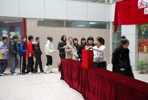 http://www.119127.cn/pics/default/download/f0d4f9e9435cd7a50cbc22e04d5985d7.jpg