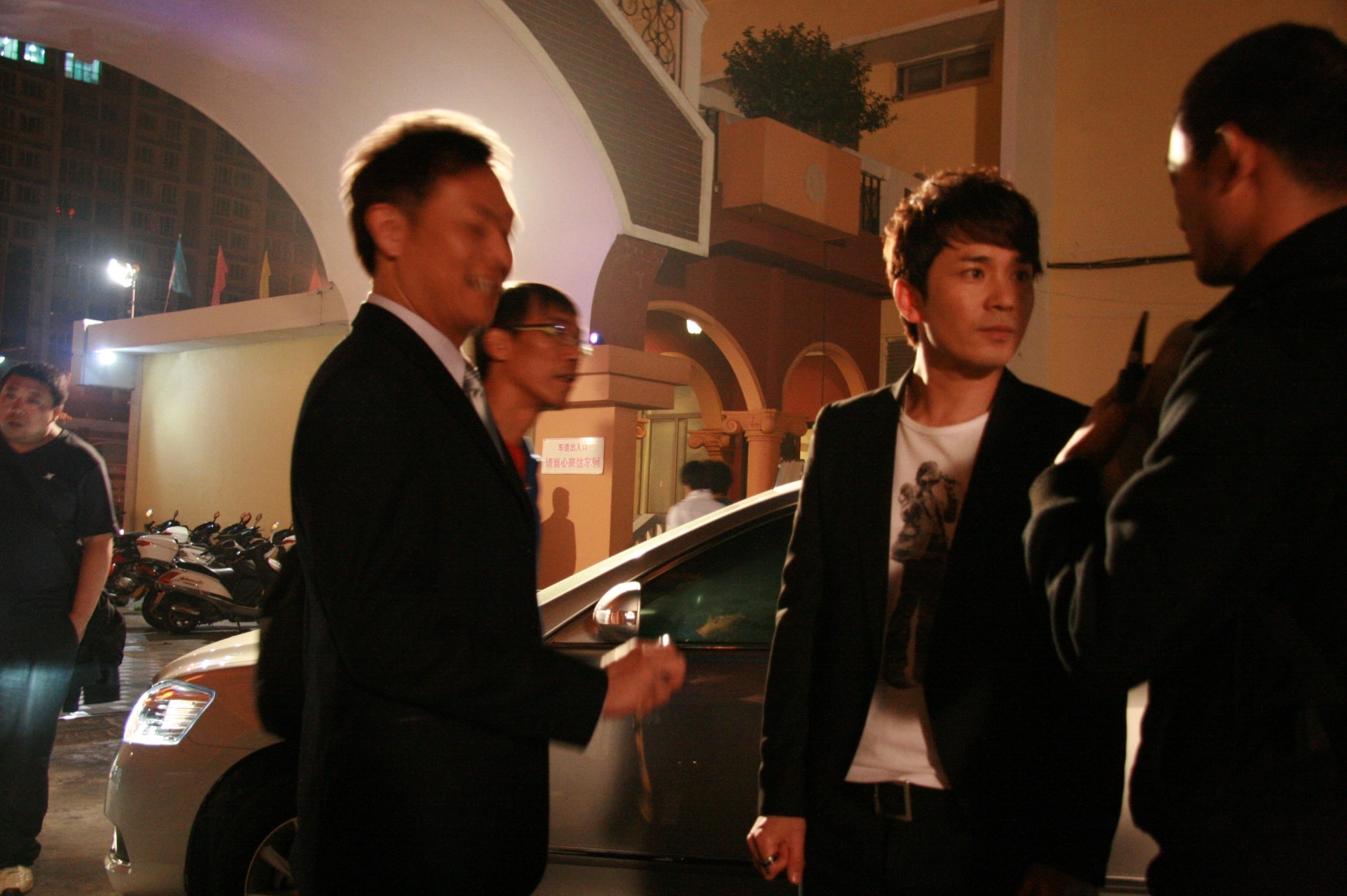 http://www.119127.cn/pics/default/download/f4d5cc4086f25d89dc7f69d3d6ff327b.jpg