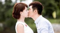 《愛(ài)人的謊言》激情甜蜜吻戲合集 賈青張曉龍花式甜蜜接吻