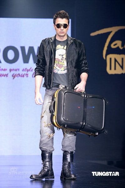 http://www.119127.cn/pics/default/download/fb867afba22d30f15e7df1838d5202bb.jpg