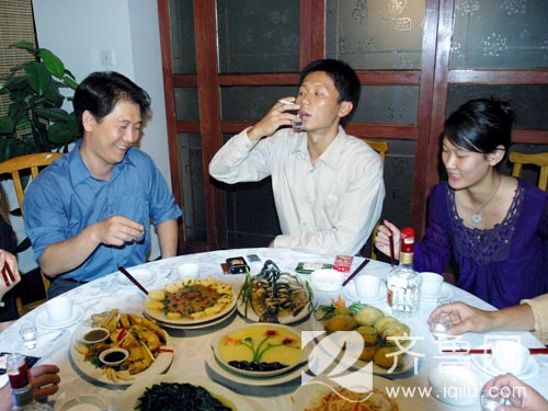http://www.119127.cn/pics/default/download/fbc4a92ef0769b77aedb9b4491913e45.jpg