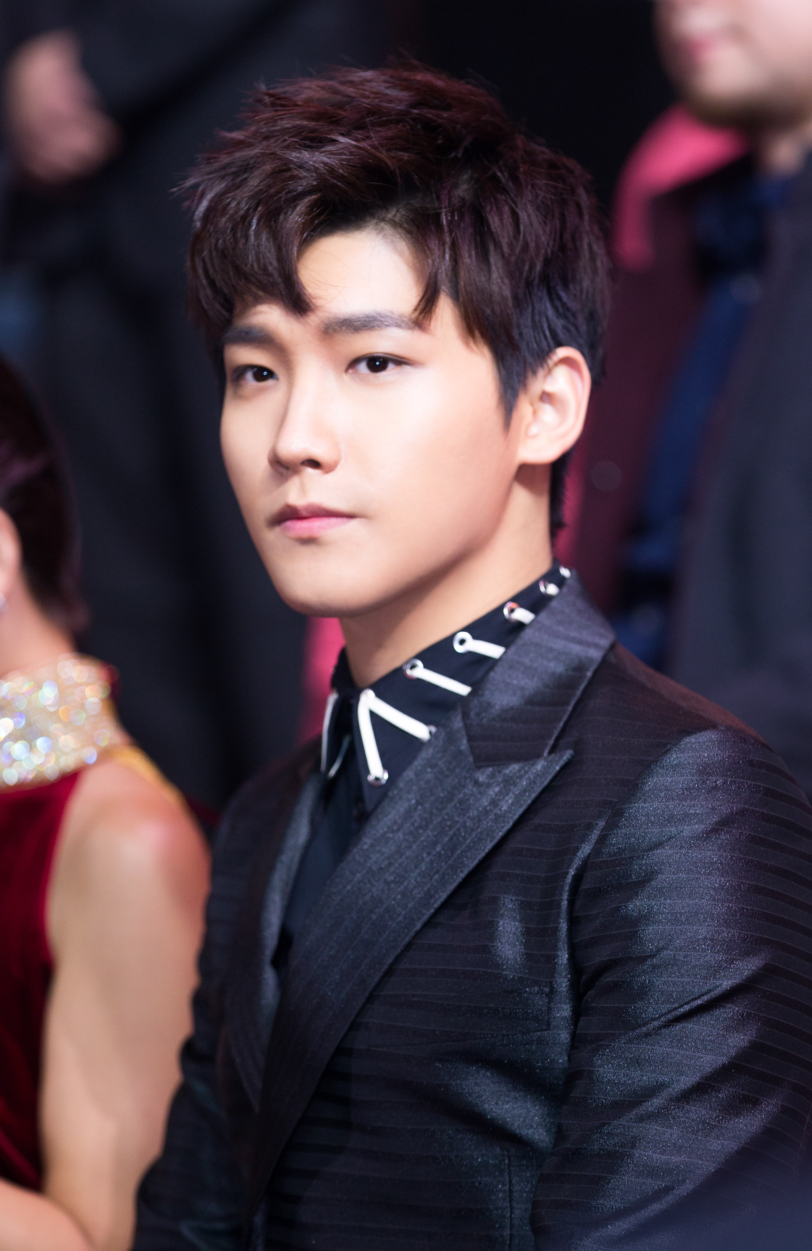 http://www.119127.cn/pics/star/pic/0042/8dd267cb20398706fff96c2cb117.jpg