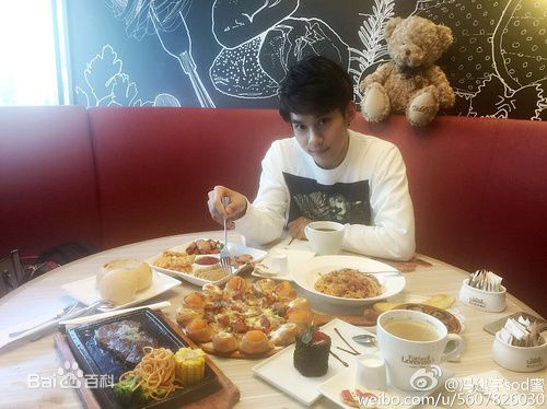 http://www.119127.cn/pics/star/pic/00950598ee47c6e84b1376edb309c9a9.jpg