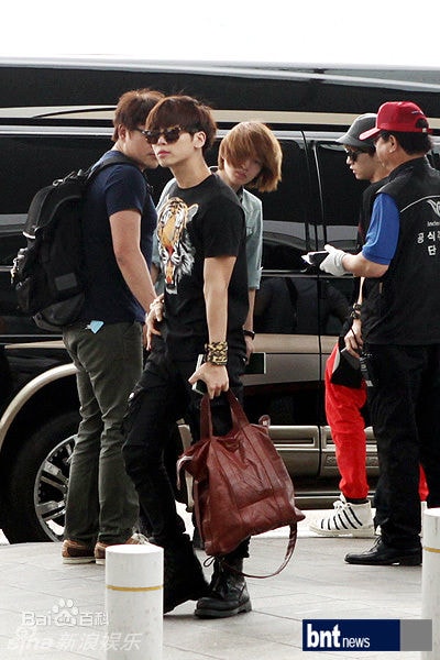 http://www.119127.cn/pics/star/pic/0169caeedbc44dbd1f154f7ae3f5b956.jpg