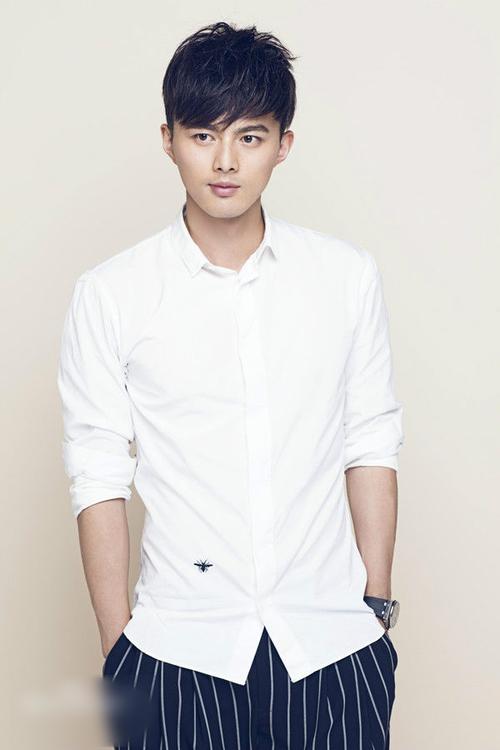 http://www.119127.cn/pics/star/pic/018d85bd53e8dbe9f7cbe64442645aa5.jpg