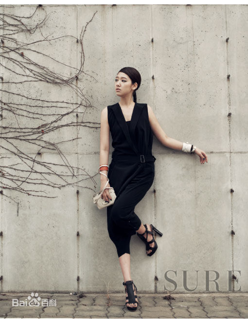http://www.119127.cn/pics/star/pic/02a71790de027effbbf58eecc0357bbb.jpg