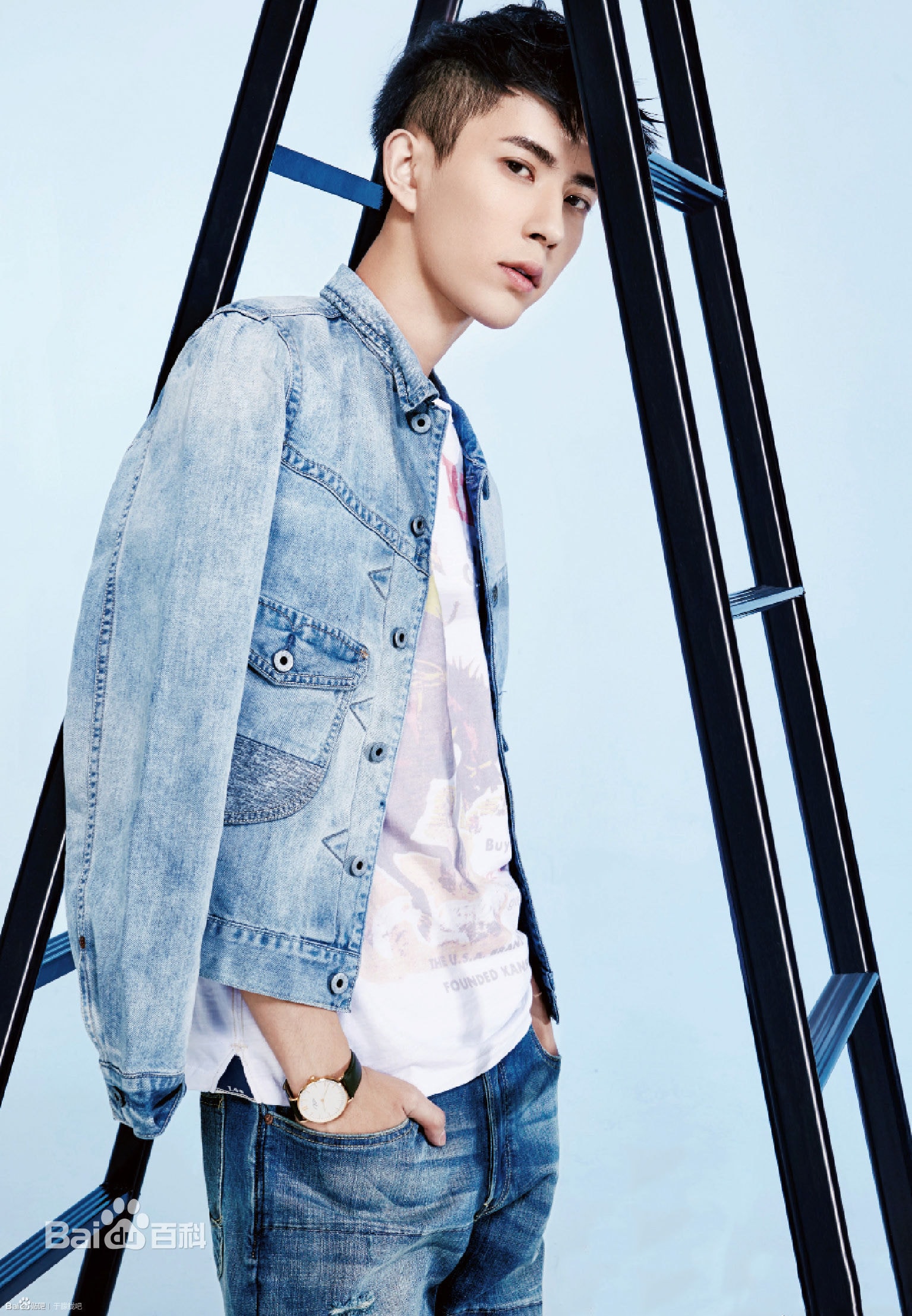 http://www.119127.cn/pics/star/pic/030ad7acfa7bccd38479d01d06a91113.jpg
