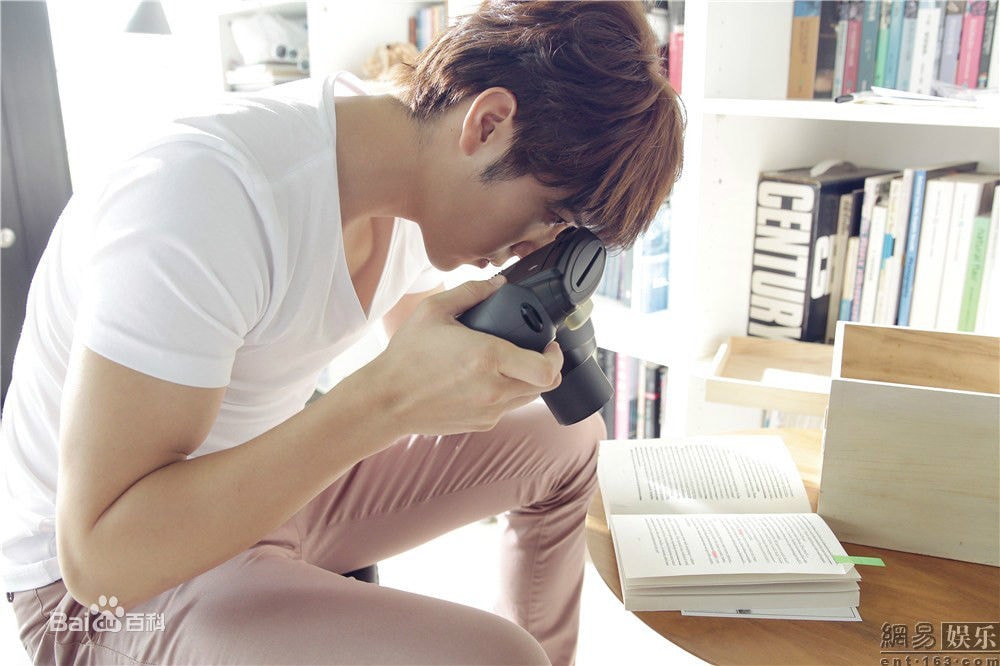 http://www.119127.cn/pics/star/pic/04cbe4d59d17098642af4c035df4eb75.jpg